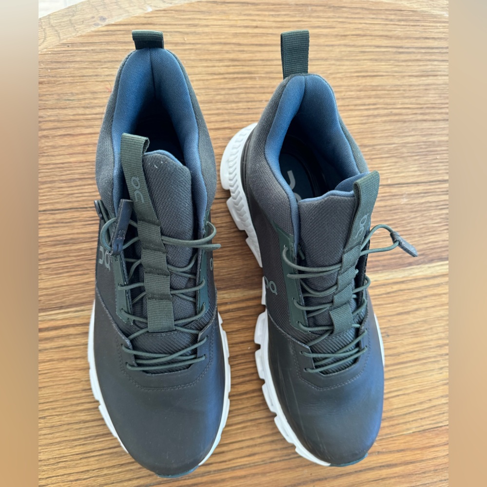 On Running Sneakers